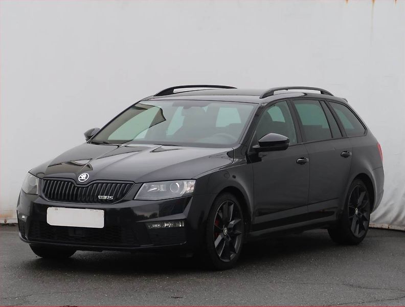 Škoda Octavia (2015) RS 2.0 TSI, Automat, Kůže - fotka 2 z 22