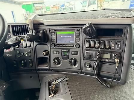 Scania (2016) P450 8x2 převoz strojů EURO 6 - fotka 18 z 20