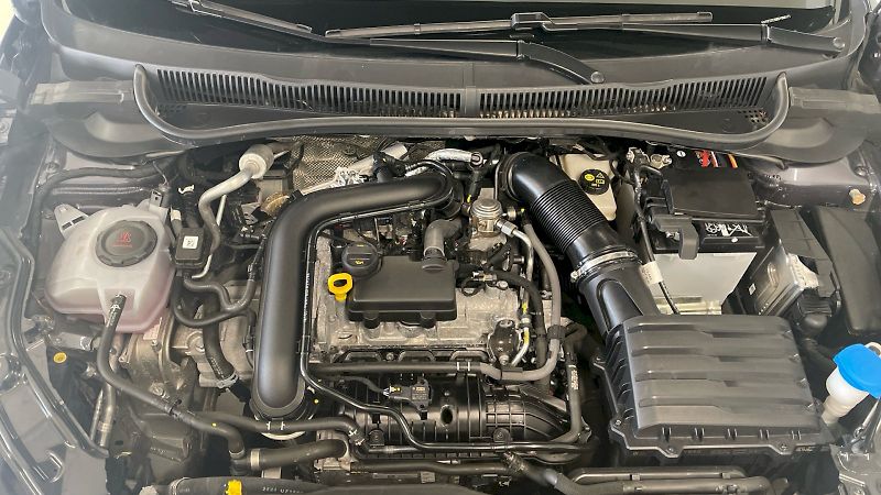 Volkswagen Taigo (2025) R-Line 1,0TSI 85kW - fotka 16 z 24