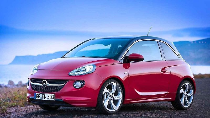Na vrchol žebříčku se dostal kabriolet Mercedes-Benz SLK, který je vůbec nejspolehlivější mladou ojetinou podle zprávy TÜV.