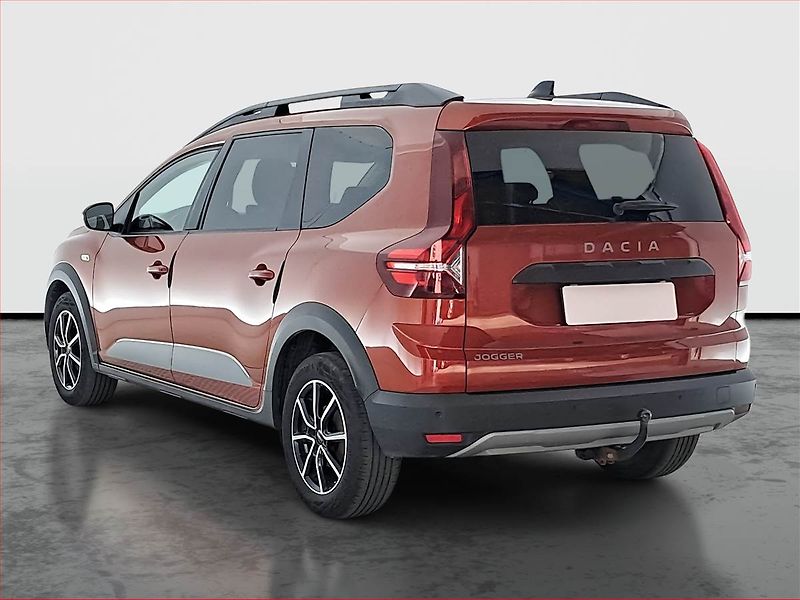 Dacia Jogger (2022) Comfort 1.0 TCe, Serv.kniha - fotka 4 z 16