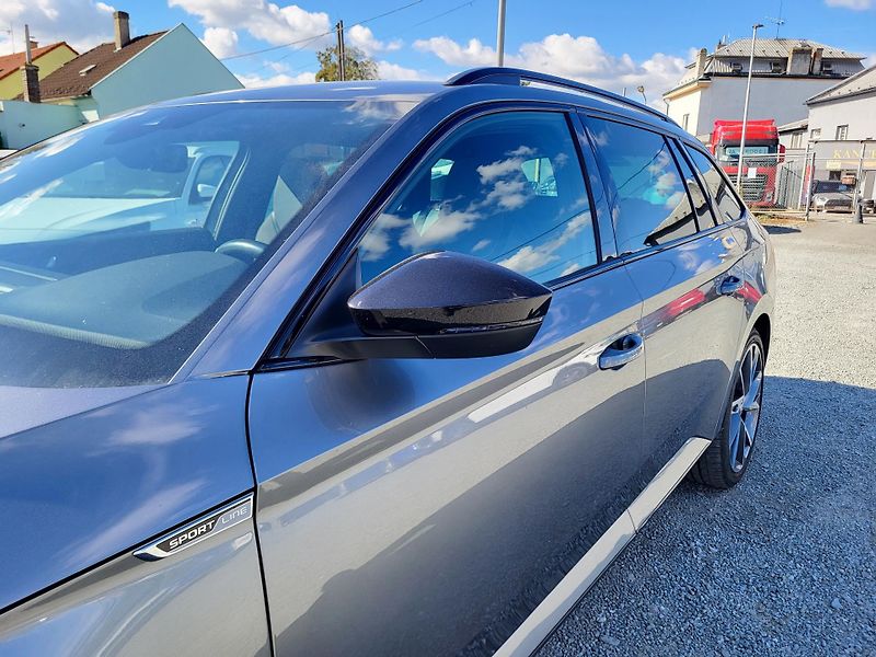 Škoda Superb 2.0 TDi DSG 4x4 SPORTLINE - fotka 34 z 46