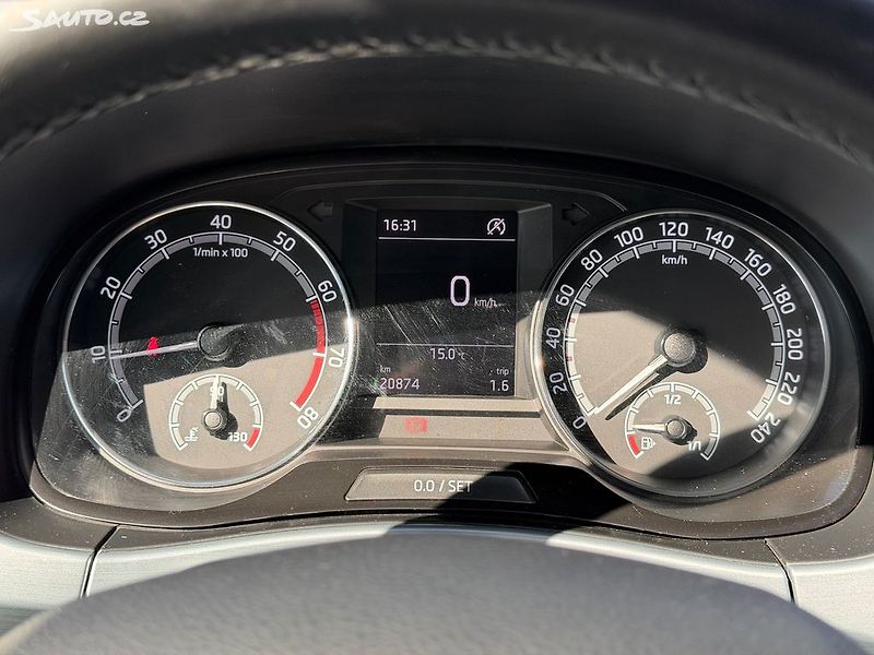 Škoda Fabia (2019) 1.0 44 kW / ambition - fotka 17 z 17