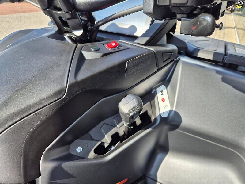 Can-Am Outlander Max 1000 XT-P (2026) Outlander MAX 1000R XT-P T ABS - fotka 22 z 29