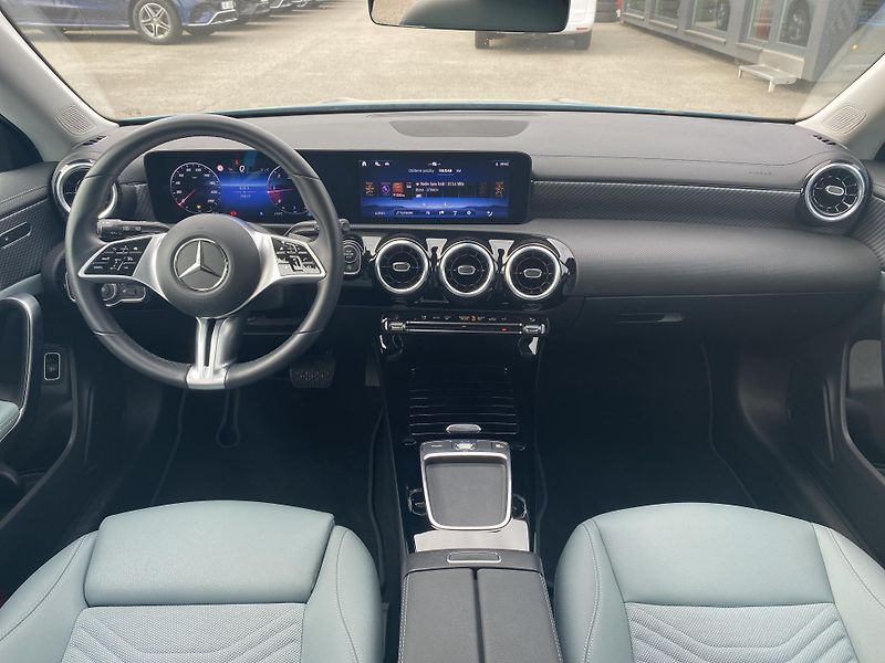 Mercedes-Benz CLA 180d SB Progressive - fotka 9 z 27