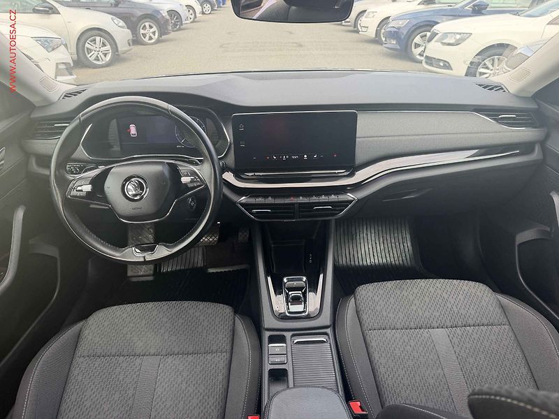 Škoda Octavia (2023) 2.0 TDi, 2.maj,ČR, Style, DSG - fotka 8 z 18