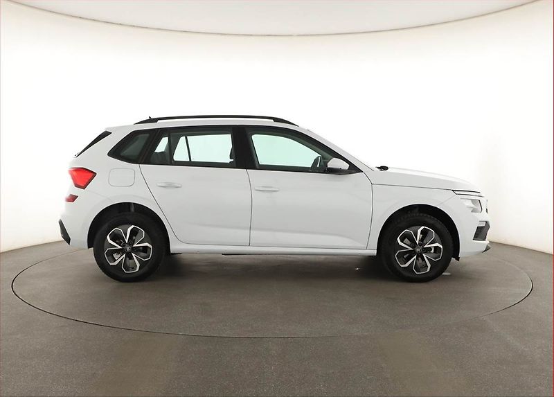 Škoda Kamiq (2026) Selection 1.0 TSI - fotka 6 z 15