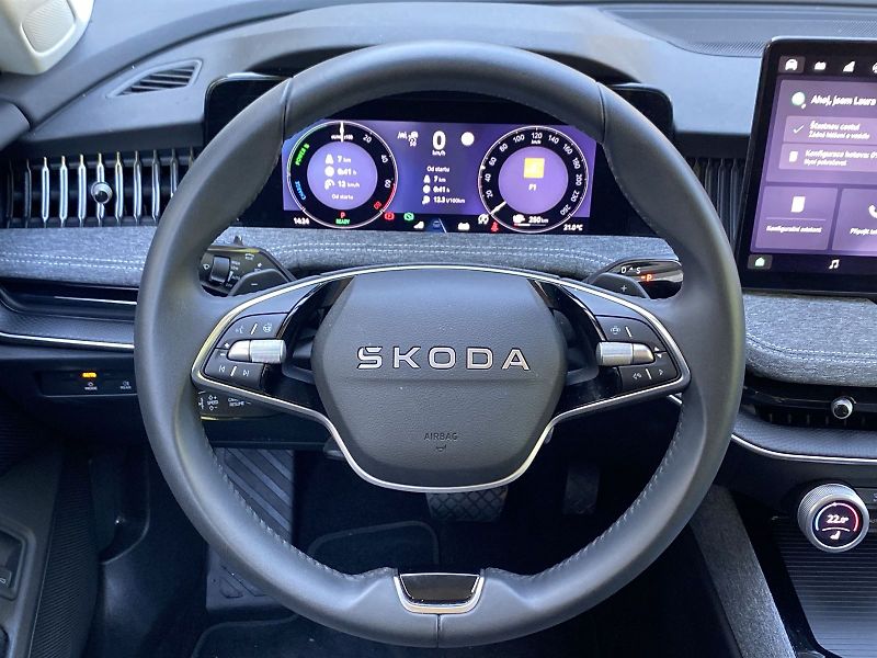 Škoda Superb (2025) Combi iV 1.5 TSI DSG Selection - fotka 6 z 39