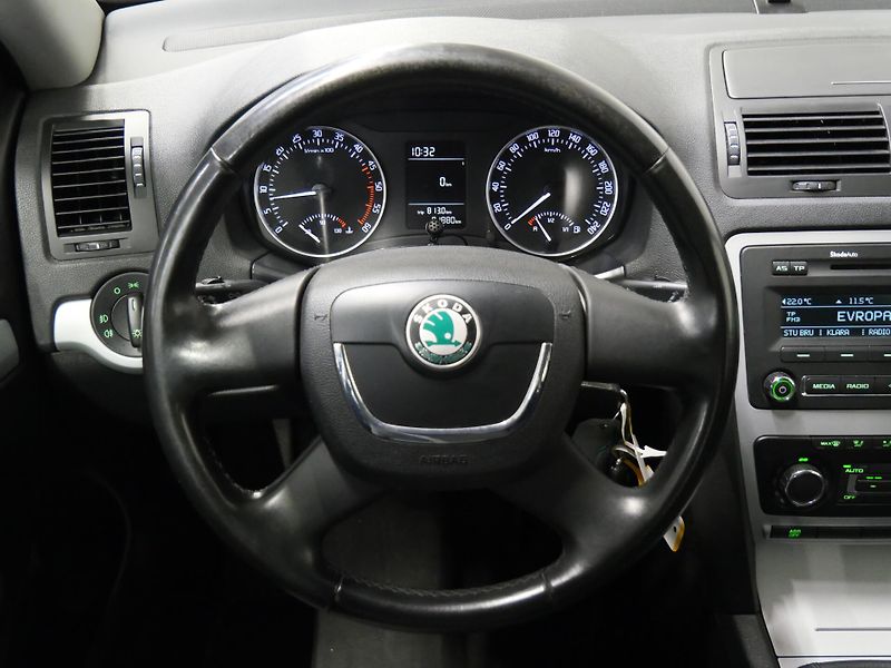 Škoda Octavia - fotka 16 z 23