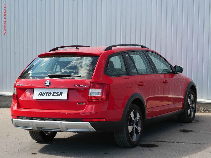 Škoda Octavia (2016) 2.0 TDi 4x4, Scout, DSG - fotka 4 z 26