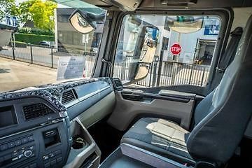 MAN TGS (2022) 33.470 6x4 JNK EURO 6 - fotka 13 z 18