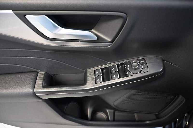 Ford Kuga (2023) 2.5 LED VIRTUAL Kamera BO DURA - fotka 22 z 33