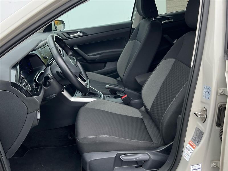 Volkswagen Polo 1,0 TSi 81kW 7DSG LIFE - fotka 11 z 24