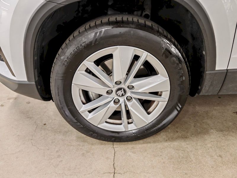 Škoda Karoq (2025) 2.0 TDI 110 kW DSG 4x4 Top Sel - fotka 31 z 31