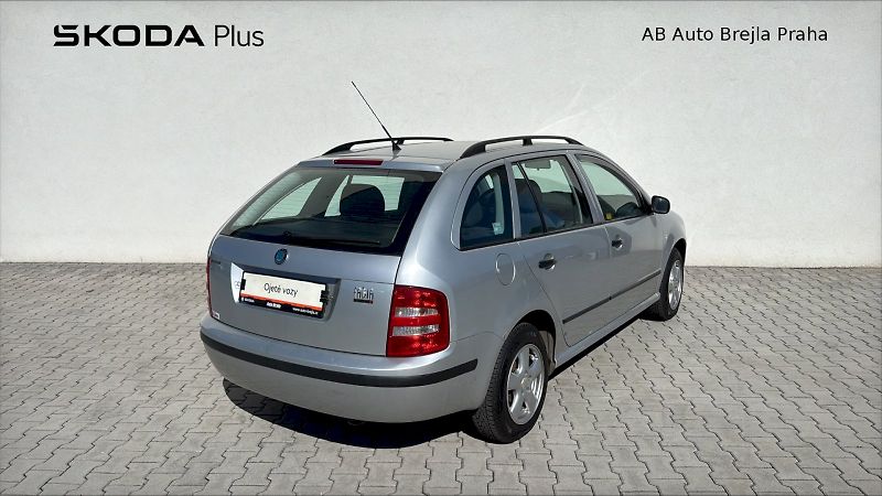 Škoda Fabia (2003) Combi Classic 1,2 47kW - fotka 2 z 23