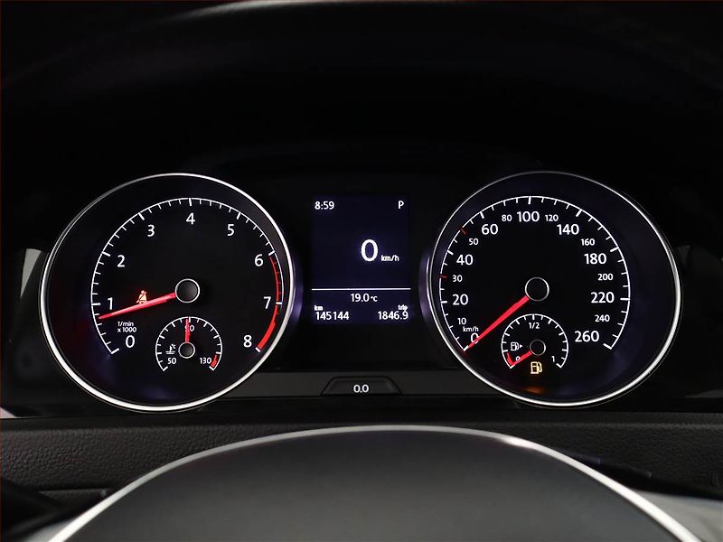 Volkswagen Golf (2017) 1.4 TSI, Automat, Tempomat - fotka 9 z 17