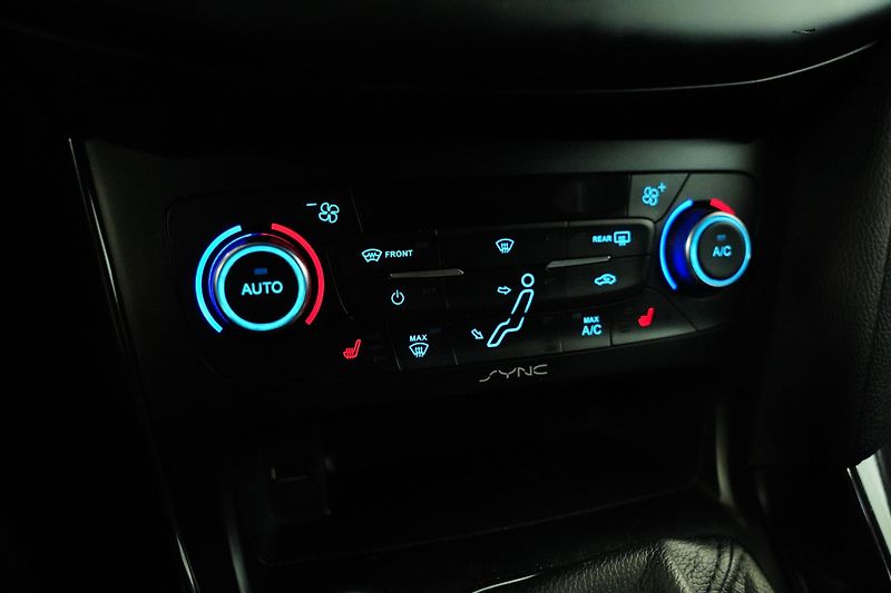 Ford Focus - fotka 23 z 26