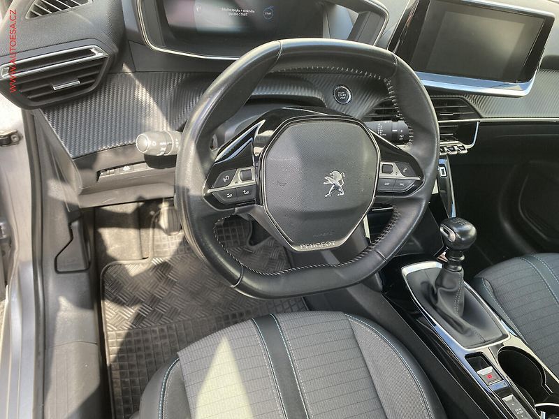 Peugeot 208 (2020) 1.2 PT, Allure - fotka 12 z 16