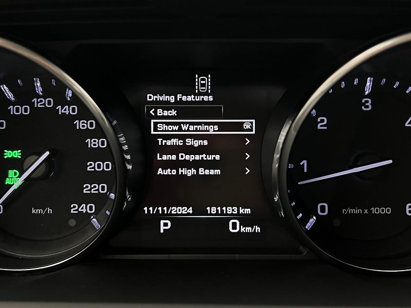 Land Rover Range Rover Sport 3.0 TDV6 HSE AWD AUT - fotka 29 z 37
