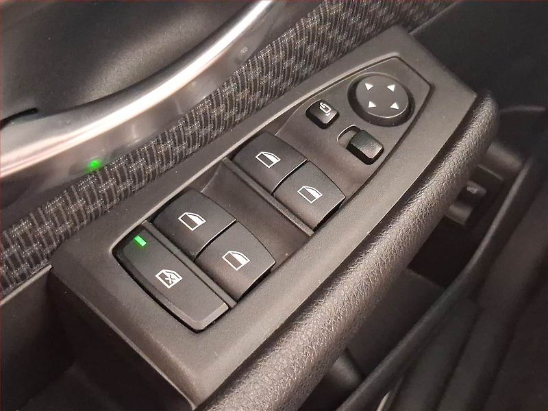 BMW Řada 2 (2018) 218i Gran Tourer, Automat - fotka 20 z 22