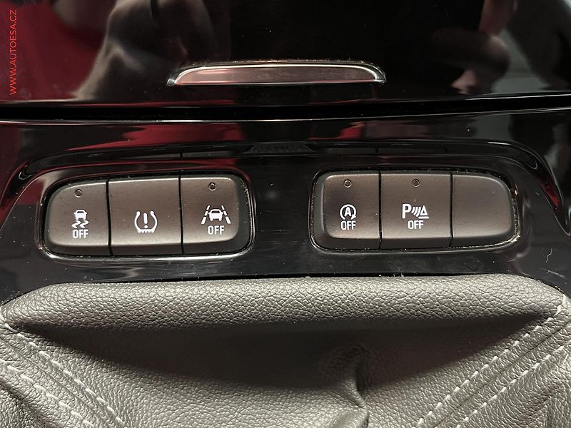 Opel Grandland X (2018) 1.5 CDTi, Innovation, TZ - fotka 17 z 19