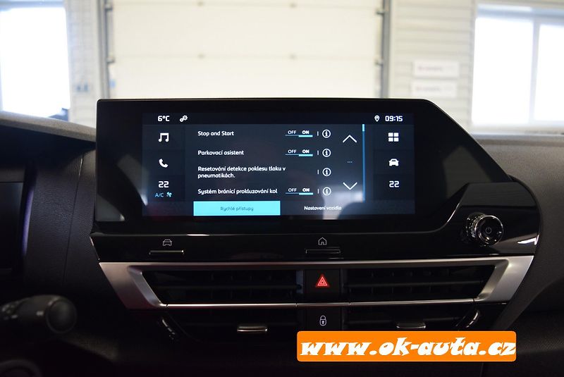 Citroën C4 X 1.2 PURETECH PACK 96 kW. - fotka 41 z 62
