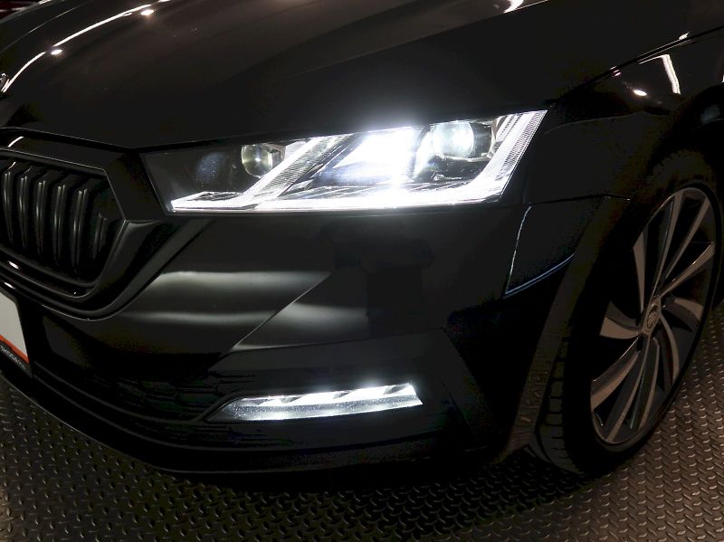 Škoda Octavia (2021) STYLE PLUS 2.0TDI 110KW 4x4 DS - fotka 10 z 39