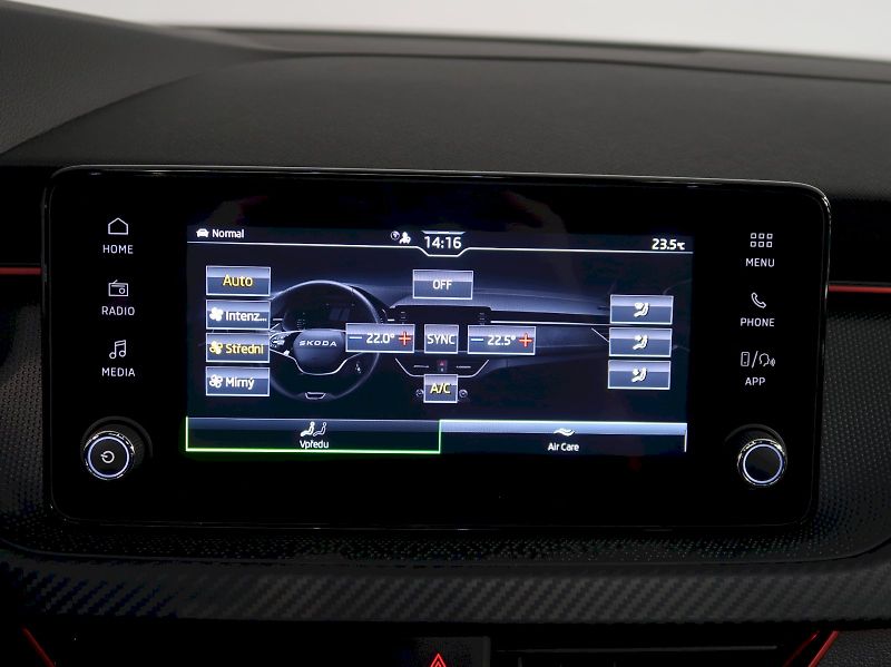 Škoda Kamiq (2025) MONTE CARLO 1.5TSI 110KW DSG P - fotka 26 z 38