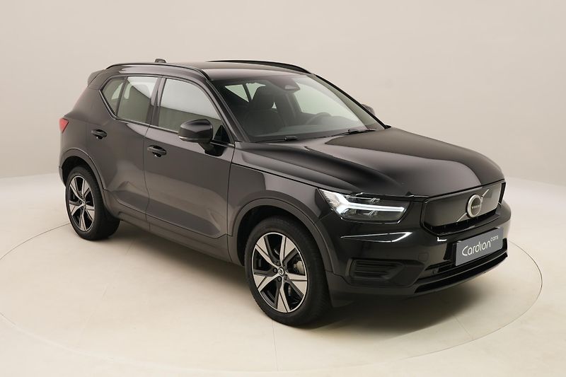 Volvo XC40 PURE ELECTRIC RECHARGE PLUS - fotka 16 z 51