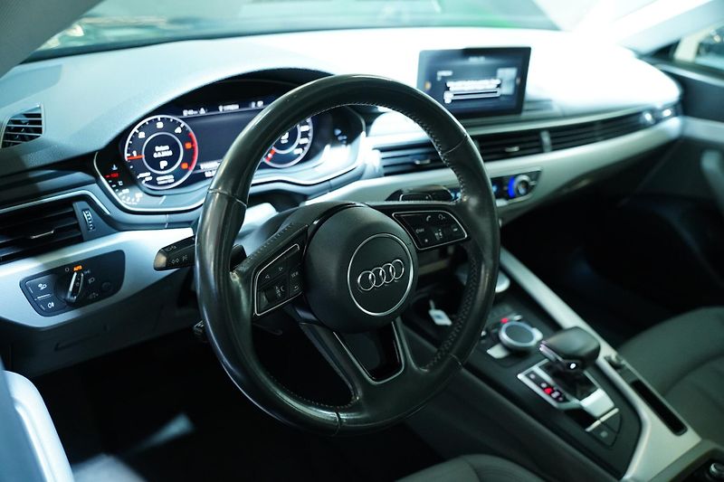 Audi A5 - fotka 14 z 33