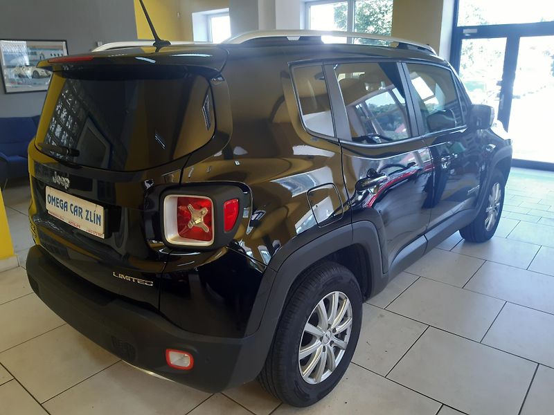Jeep Renegade 2.0 CRDI 4x4 DIGIKLIMA NAVI - fotka 6 z 25
