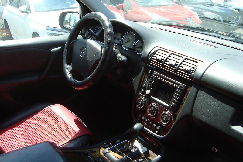 Mercedes-Benz Třídy M (2002) ML 55 AMG, ČR - fotka 33 z 51