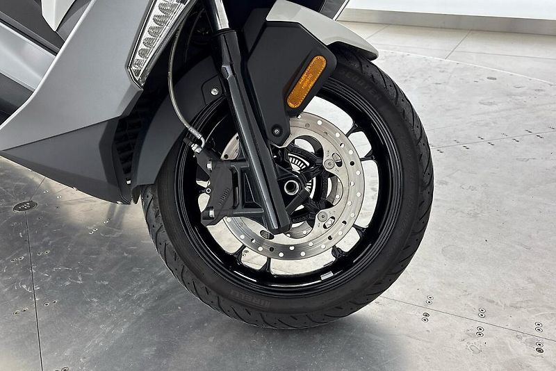 BMW C 400 GT - fotka 8 z 13