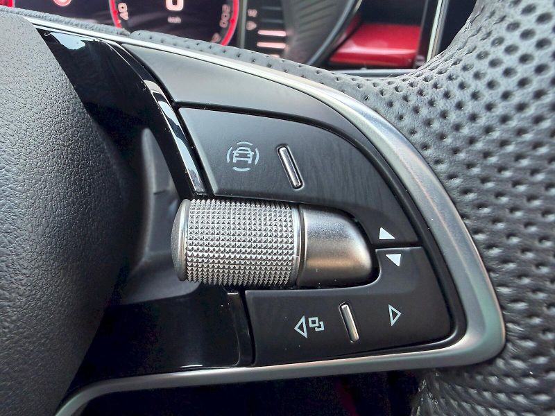 Škoda Fabia (2025) 1.0 TSI 85kW Monte Carlo - fotka 12 z 35