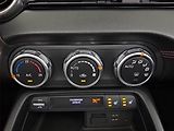 Mazda MX-5 (2018) 2.0 - náhled 16