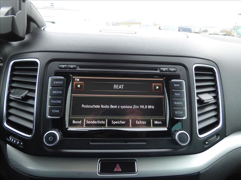 Volkswagen Sharan 2,0 TDI,Digi Klima,Navigace  H - fotka 28 z 67