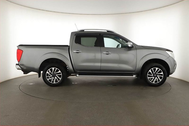 Nissan Navara (2016) 2.3 dCi - fotka 6 z 18