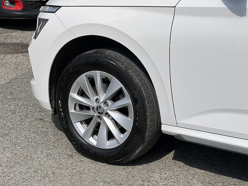 Škoda Kamiq Top Selection 1.5TSi 110kw ČR - fotka 42 z 45
