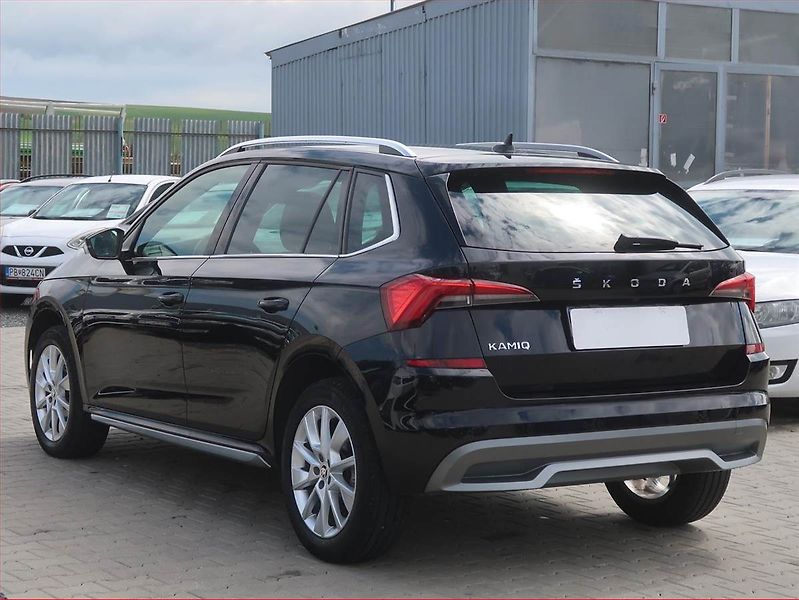 Škoda Kamiq (2023) Style 1.0 TSI, Serv.kniha - fotka 4 z 16