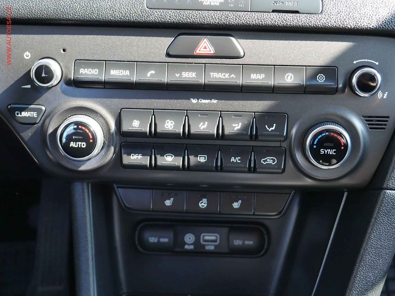 Kia Sportage (2016) 1.7 CRDi, ČR, Navi, AC - fotka 13 z 16