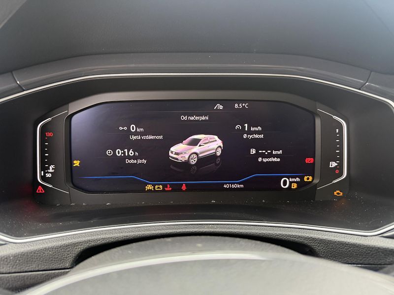 Volkswagen T-Roc 1.5 TSI 110 kW - fotka 15 z 23
