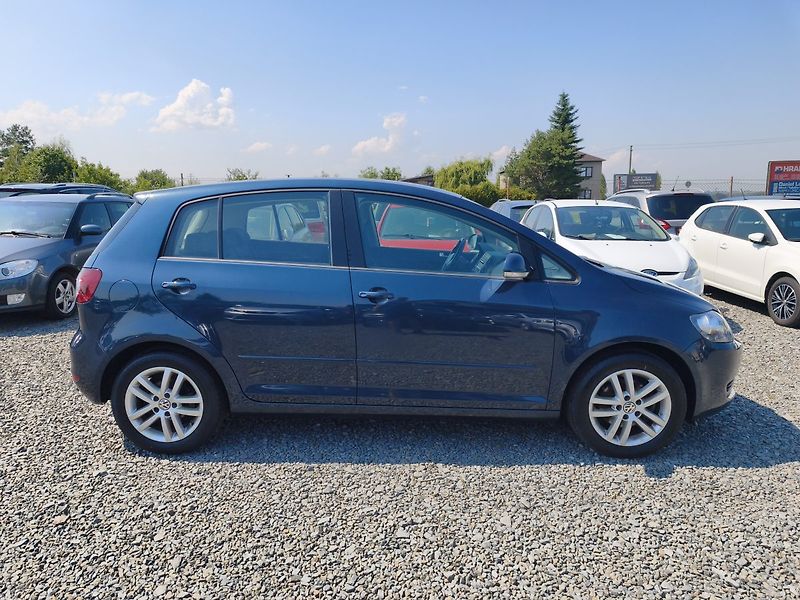 Volkswagen Golf Plus (2010) - fotka 19 z 32