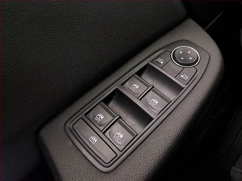 Renault Clio (2022) Intens 1.0 TCe, Serv.kniha - fotka 19 z 21