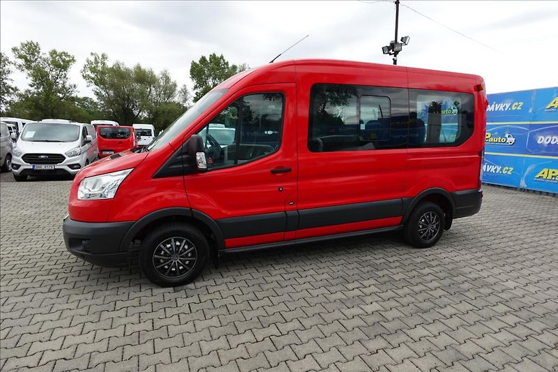 Ford Transit 2,2 TDCi  L2H2 9MÍST BUS KLIMA - fotka 3 z 38