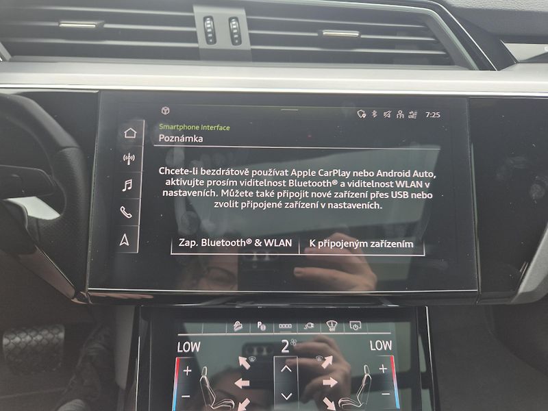Audi e-tron 55 QUATTRO 300kw 21ALU - fotka 33 z 48