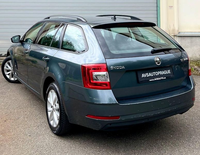 Škoda Octavia (2018) III FL COMBI 2.0 TDI DSG - fotka 6 z 28