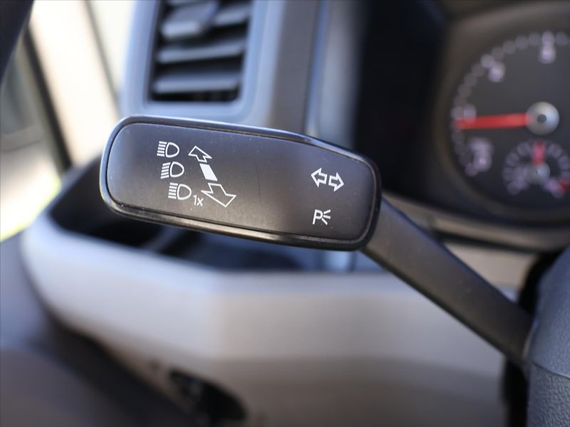 Volkswagen Crafter 2.0 TDI 103kW DPH CZ - fotka 15 z 28