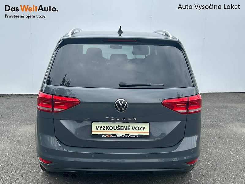 Volkswagen Touran (2022) 2.0 TDI DSG 7míst tažné - fotka 27 z 33