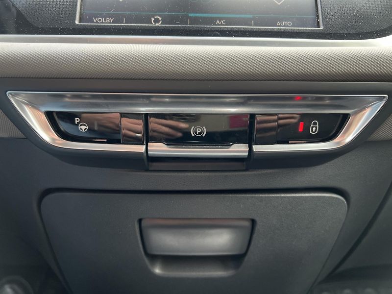 Citroën Grand C4 Picasso 2.0HDi 7MÍST KAMERA KLIMA ČR - fotka 21 z 49
