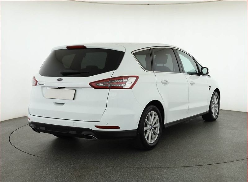 Ford S-MAX (2016) 2.0 TDCi, 4X4, Automat - fotka 5 z 19